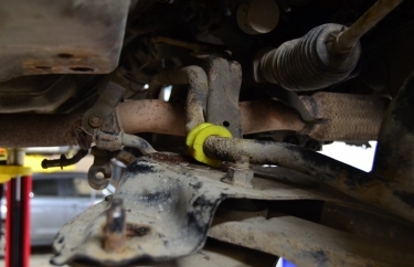 Новые втулки стабилизатора Сузуки Свифт