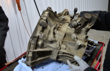 Ремонт коробки и замена сцепления Сузуки Свифт (подробные фото)