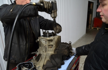 Ремонт коробки и замена сцепления Сузуки Свифт (подробные фото)