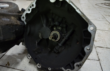 Ремонт коробки и замена сцепления Сузуки Свифт (подробные фото)